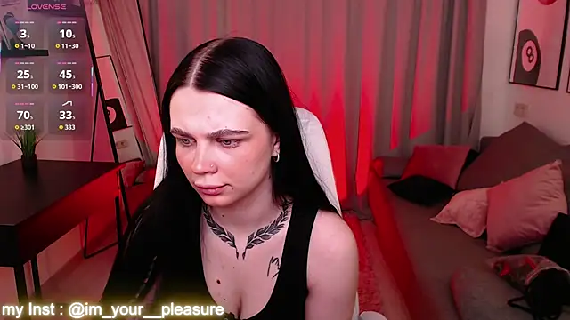 Michela Fruet online show from 02-18-26, 01:01