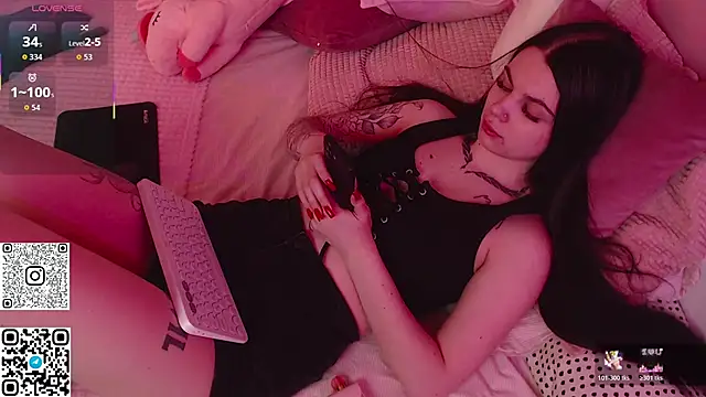 Michela Fruet online show from 04-15-26, 01:01