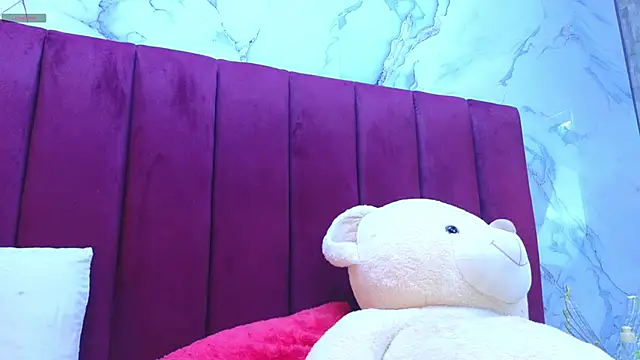 PrincePoppy online show from 10-27-25, 08:35