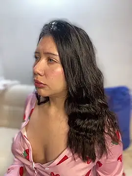 snow doll online show from 02-23-26, 05:21