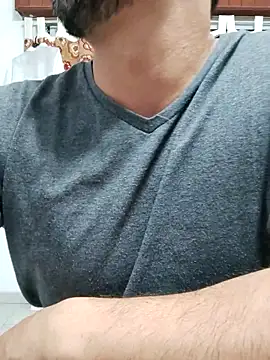 Bradd 32 online show from 11-12-25, 02:01