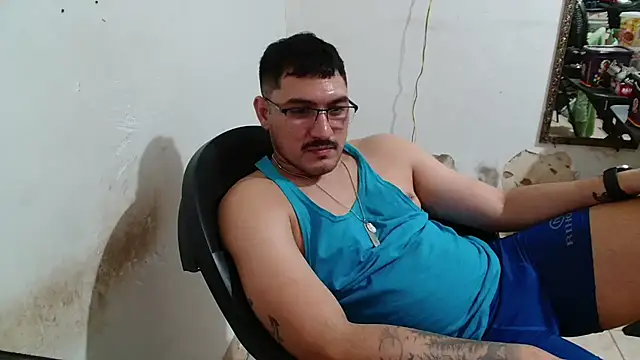 Leonino231 online show from 09-18-25, 11:40