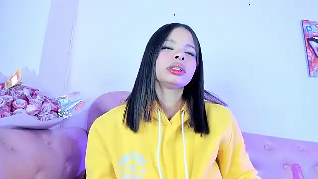 Snapshot of PamelaCullen chatting on 02-15-26, 07:51 PamelaCullen online show from 02-15-26, 07:51