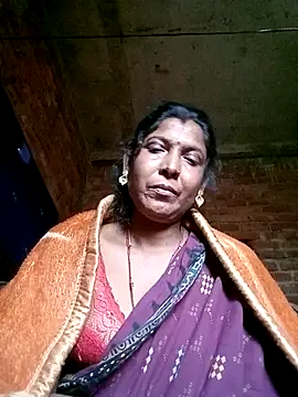 Savita992 online show from 12-18-25, 09:37