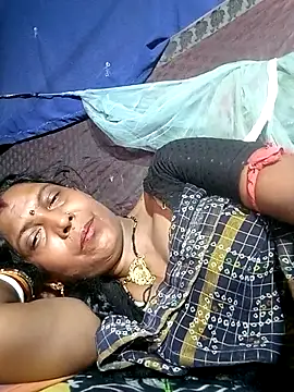 Snapshot of Savita992 chatting on 04-22-26, 10:17 Savita992 online show from 04-22-26, 10:17