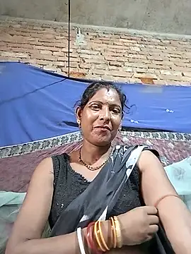 Snapshot of Savita992 chatting on 06-30-26, 08:48 Savita992 online show from 06-30-26, 08:48
