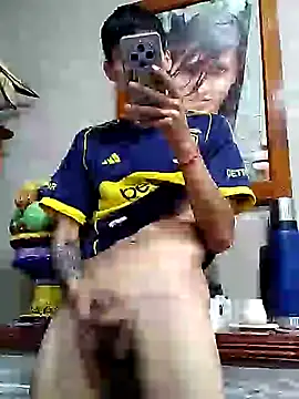 Snapshot of frankitocam4 chatting on 06-09-26, 03:23 frankitocam4 online show from 06-09-26, 03:23