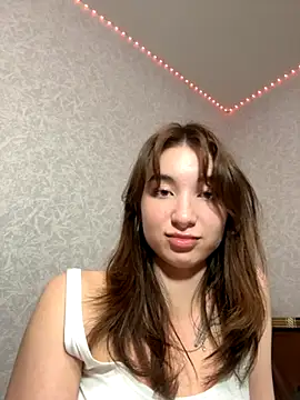 Snapshot of Adelina_Bliss chatting on 09-30-25, 12:21 Adelina Bliss online show from 09-30-25, 12:21