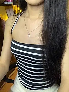 Nhinhi18 online show from 07-08-26, 03:27
