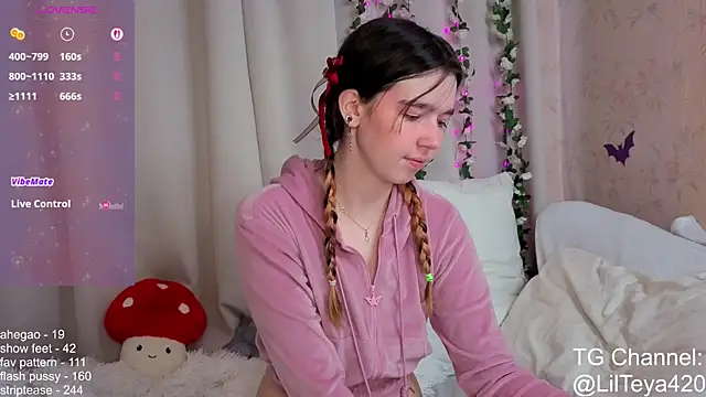 little Teya online show from 10-22-25, 11:10