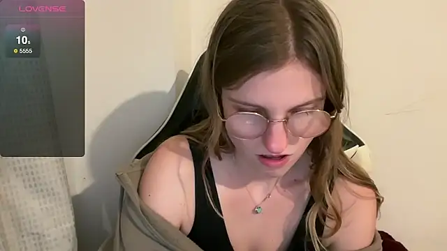 BustyKellyXXX online show from 12-22-25, 08:50