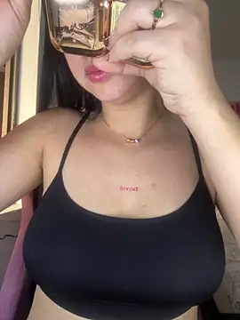 lucy grey25 online show from 02-12-26, 01:28