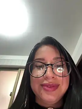 lucy grey25 online show from 04-14-26, 06:36