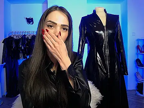 AlienaMoore online show from 02-21-26, 11:50