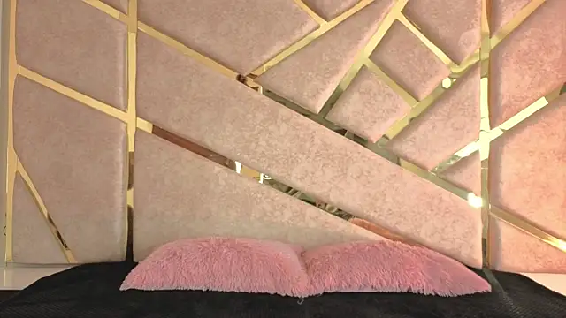 Zafiro claire online show from 12-16-25, 07:08