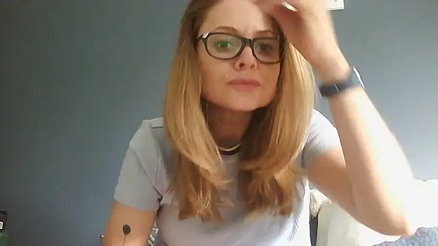 Snapshot of Ginger-bb chatting on 06-16-26, 03:58 Ginger-bb online show from 06-16-26, 03:58