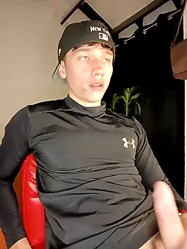 Logan sixxer online show from 09-24-25, 03:32