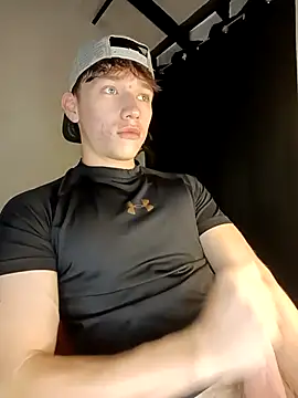 Logan sixxer online show from 10-04-25, 10:19