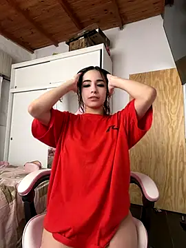 Snapshot of Babylovetiernax chatting on 11-07-25, 05:57 Babylovetiernax online show from 11-07-25, 05:57