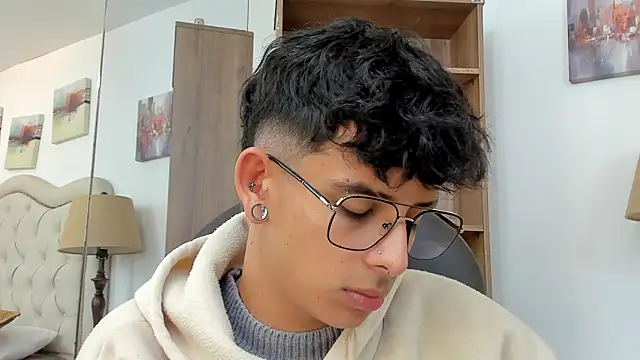Ibratxandy online show from 05-18-26, 12:00