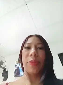 Snapshot of Rous-squir chatting on 06-20-26, 01:14 Rous-squir online show from 06-20-26, 01:14