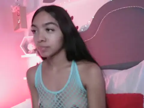 pocahontamoon online show from 11-15-25, 01:29