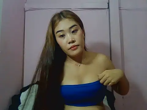 YourWildestDoll online show from 07-05-26, 03:30