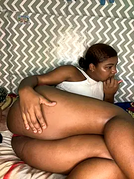 chocolatito-ho online show from 11-04-25, 02:49