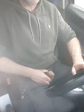 cazzoweb online show from 04-18-26, 12:20