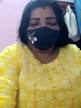 lathikaqueentamil online show from 10-14-25, 04:19