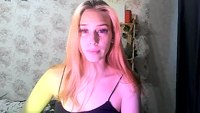 ClaireLaSweet online show from 10-19-25, 10:21