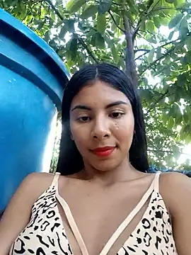 Snapshot of chaparritahot99 chatting on 05-20-26, 10:27 chaparritahot99 online show from 05-20-26, 10:27