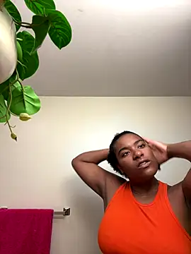 Tu GataLinda online show from 09-28-25, 01:11