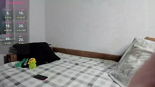 Snapshot of Deli_lowes chatting on 11-12-25, 03:18 Deli lowes online show from 11-12-25, 03:18