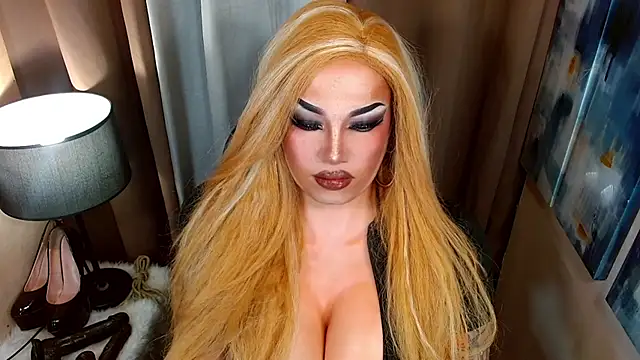 Snapshot of xmadisonmitressxx chatting on 10-09-25, 09:29 xmadisonmitressxx online show from 10-09-25, 09:29