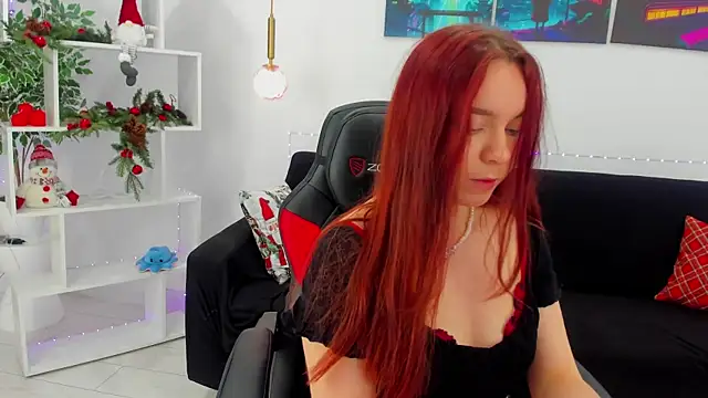 NoraHaynes online show from 12-15-25, 04:17