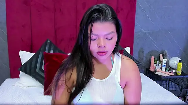 SiennaMonroe  online show from 09-22-25, 07:49