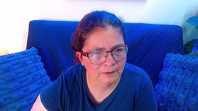 Snapshot of Linda_banks_ chatting on 02-24-26, 01:25 Linda banks online show from 02-24-26, 01:25