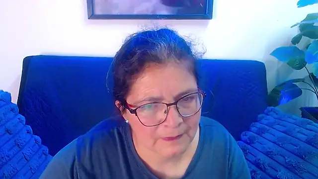 Snapshot of Linda_banks_ chatting on 02-28-26, 01:39 Linda banks online show from 02-28-26, 01:39