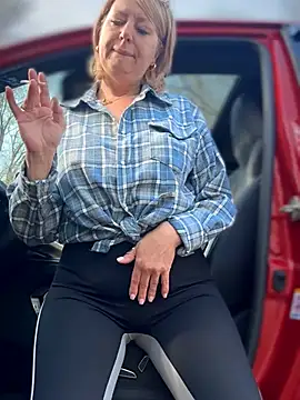 Milena-MilfaXXX online show from 04-06-26, 04:10