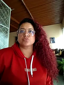 Snapshot of sophimyllers chatting on 09-12-25, 09:15 sophimyllers online show from 09-12-25, 09:15