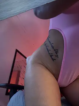 Snapshot of ChannelConnor_ chatting on 12-02-25, 02:56 ChannelConnor online show from 12-02-25, 02:56