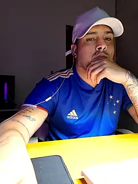 Mineirinhoot online show from 01-15-26, 03:00