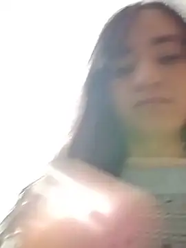 Snapshot of annie_clark2 chatting on 06-18-26, 05:30 annie clark2 online show from 06-18-26, 05:30