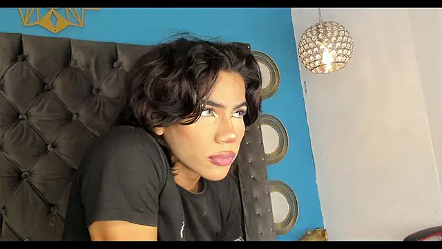 Snapshot of bxby_dolls chatting on 10-04-25, 03:15 bxby dolls online show from 10-04-25, 03:15