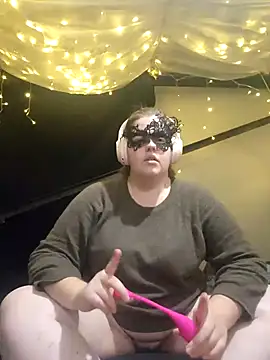 VeiledMuse online show from 11-10-25, 02:21