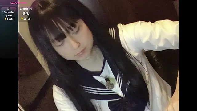 Snapshot of Mia032 chatting on 02-12-26, 02:12 Mia032 online show from 02-12-26, 02:12