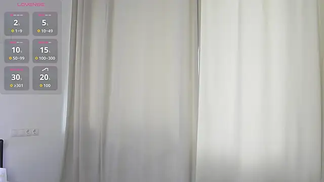 AlexsisFaee online show from 04-11-26, 07:45