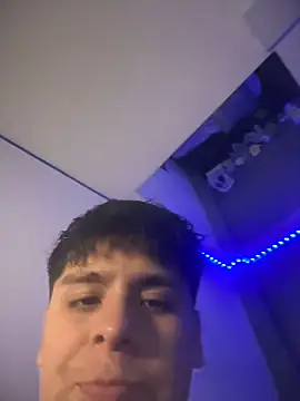Kailertwink online show from 05-03-26, 09:54