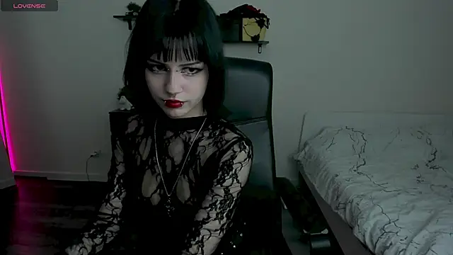 LiyaLuna online show from 02-09-26, 04:00